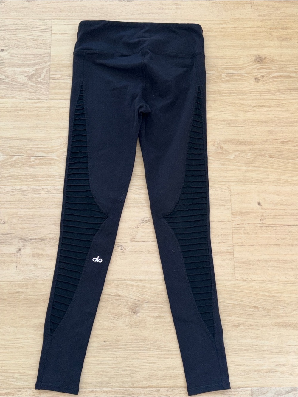 ALO Yoga Black Ribbed-Moto Seamless Leggings size small